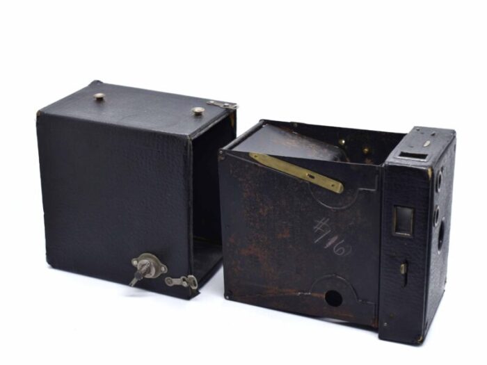 1900s eastman kodak no 2a brownie model b box camera usa 9205