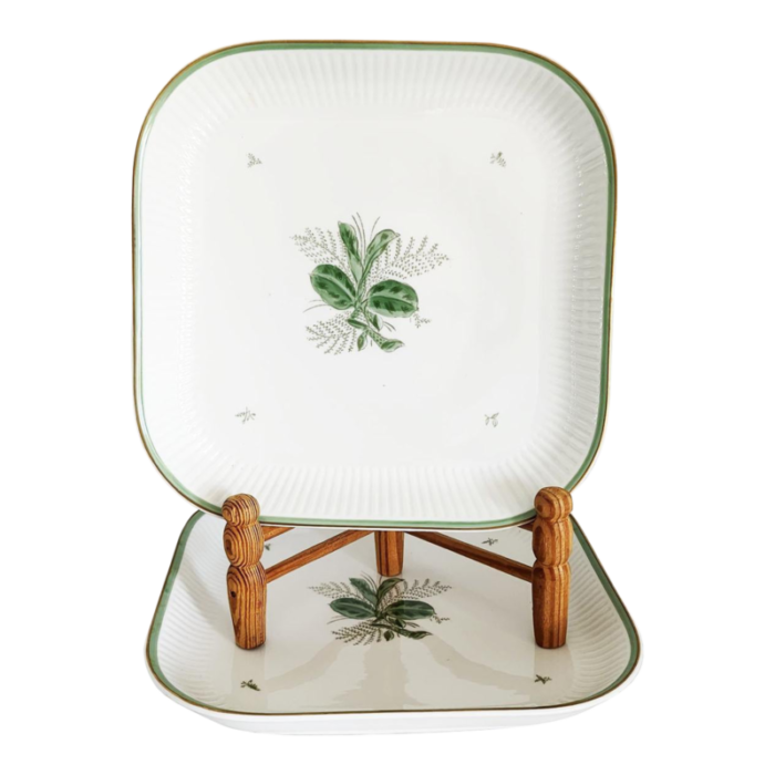 1960s square cake plates in green melodi pattern by royal copenhagen 2 pieces 4247