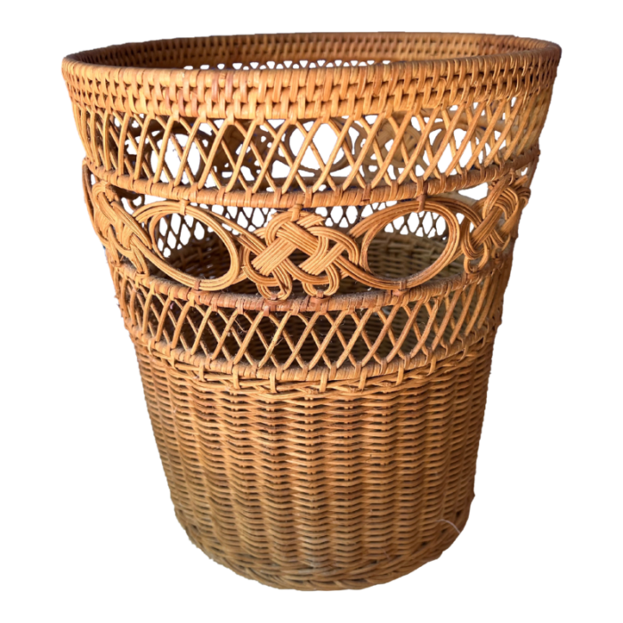 1970s handwoven detailed wicker basket 3373