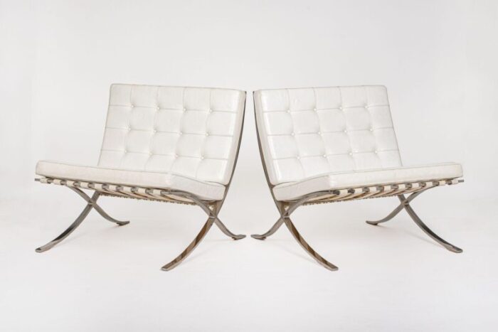 1970s mid century white barcelona chairs by mies van der rohe for knoll set of 2 1569