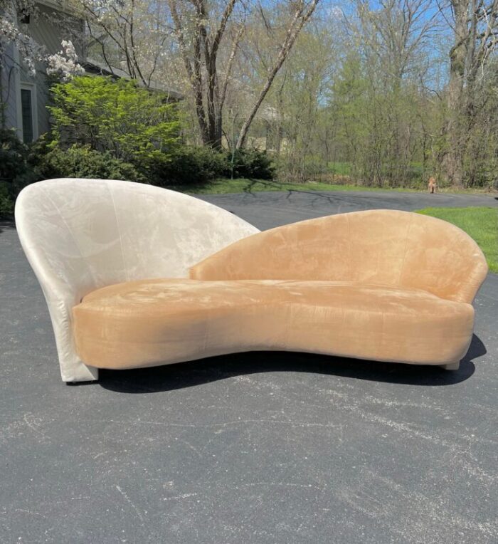 1990s asymmetrical sculpted modern weiman preview sofa 7986