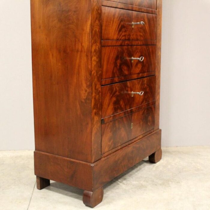 19th century chest of drawers 5130