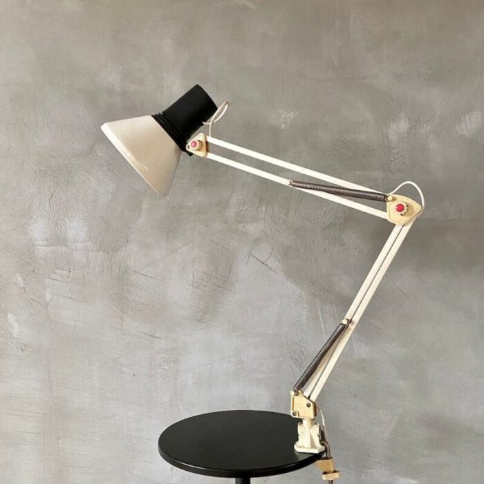 adjustable table lamp 1