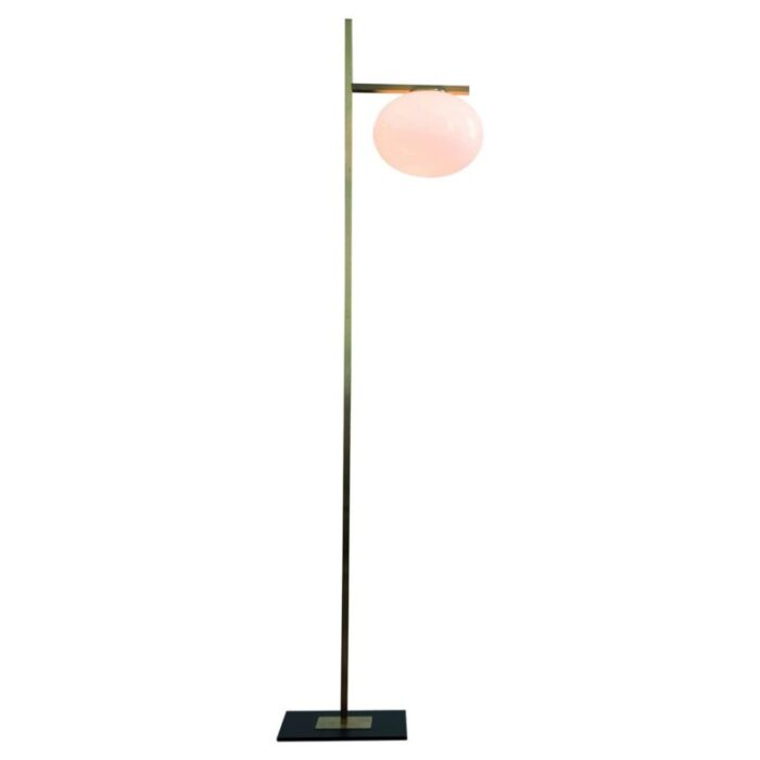 alba soto one arm floor lamp by mariana pellegrino for oluce 1