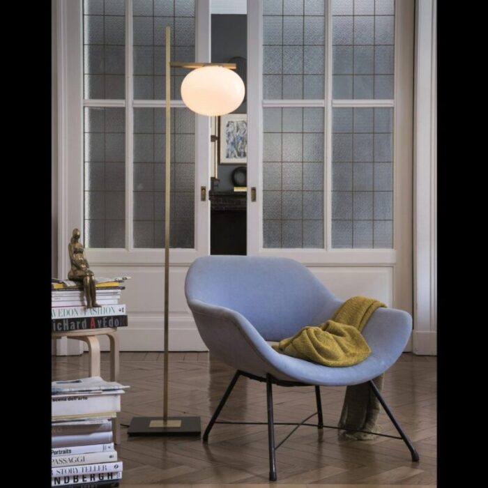 alba soto one arm floor lamp by mariana pellegrino for oluce 2