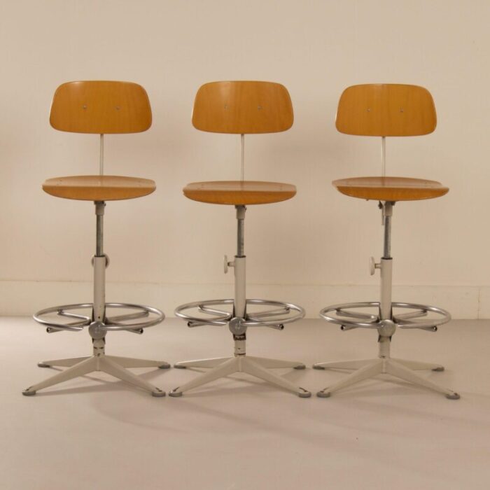 architect chairs by friso kramer for ahrend de cirkel 1960s set of 3 8258