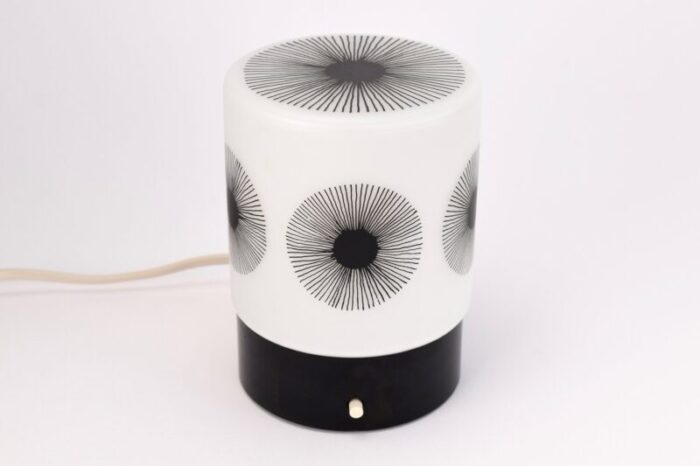 atomic table lamp from erco 11