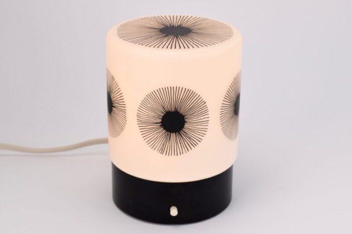 atomic table lamp from erco 4