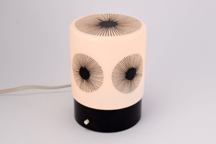 atomic table lamp from erco 5