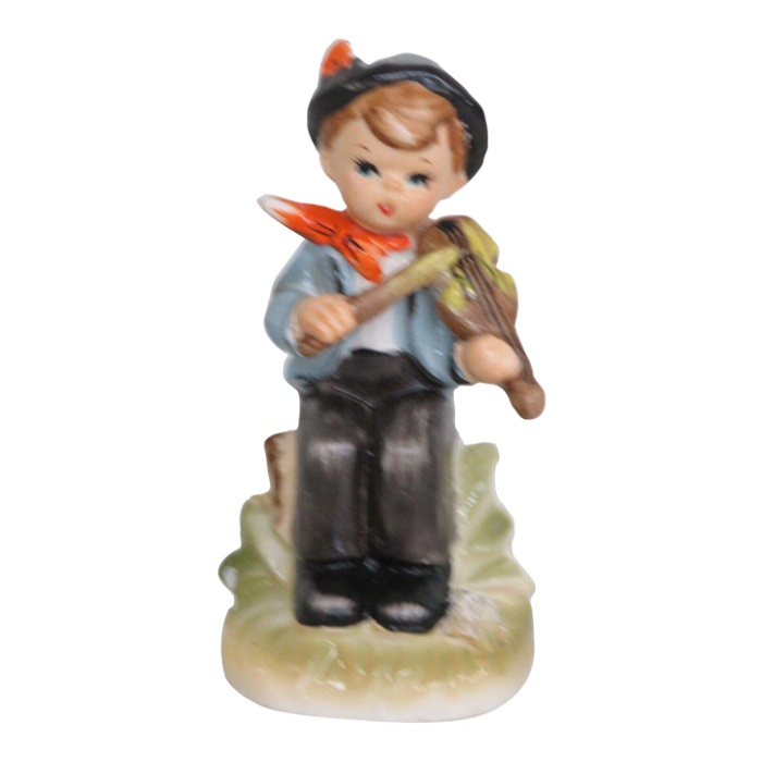 boy with a violin arnart 5th ave porcelain figurine 5273