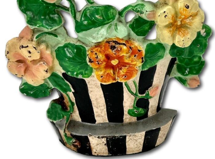 circa 1930s hubley manufacturing company cast iron nasturtiums flowers doorstop with great colors 5961