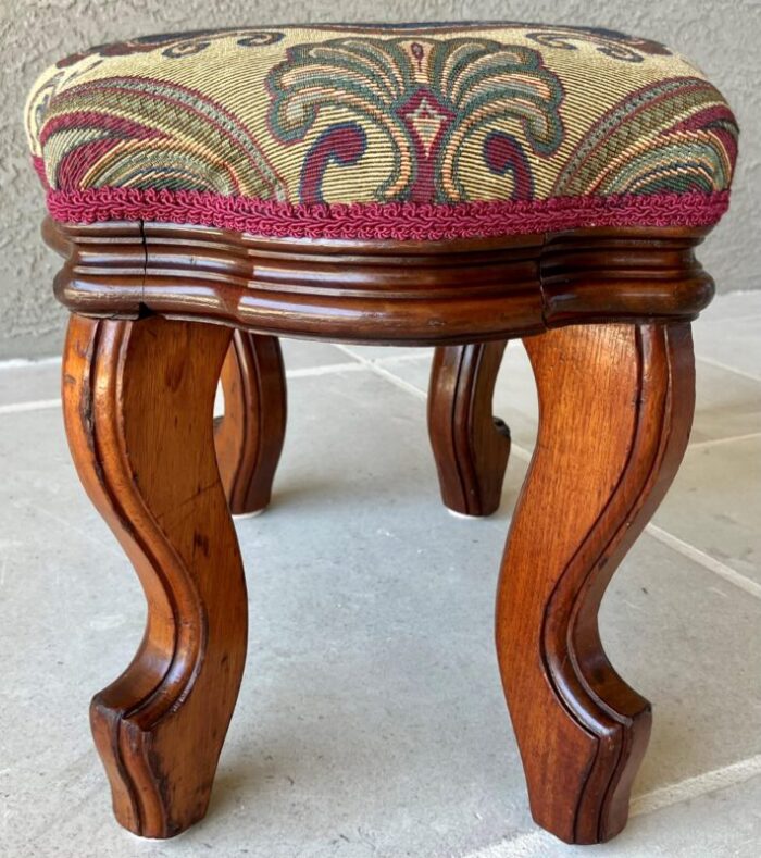 circa 1940 french provincial medallion and shells octagonal upholstered footstool 2597