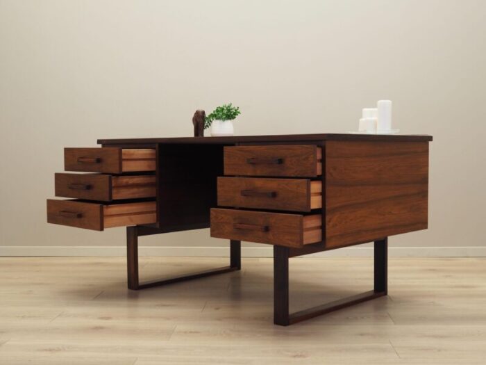 danish rosewood desk torben valeur and henning jensen for dyrlund 1960s 0062