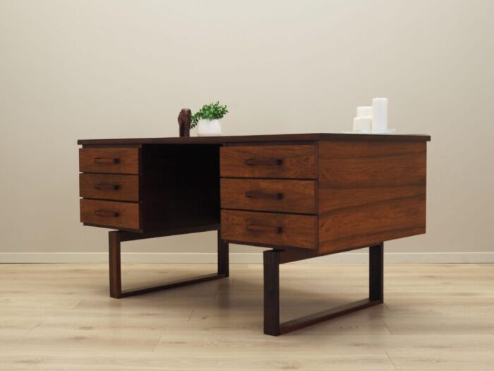 danish rosewood desk torben valeur and henning jensen for dyrlund 1960s 1367