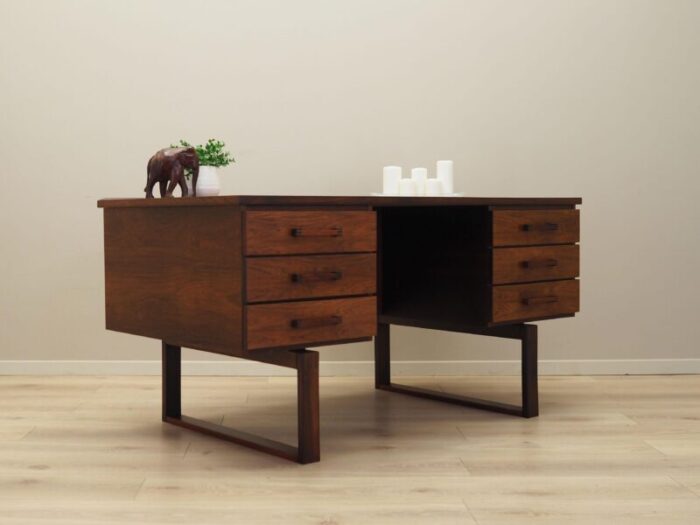 danish rosewood desk torben valeur and henning jensen for dyrlund 1960s 2949