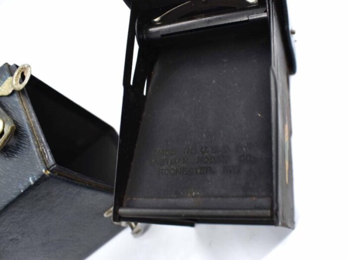 early 20th century eastman kodak hawkeye rainbow no2 model c box camera 9792