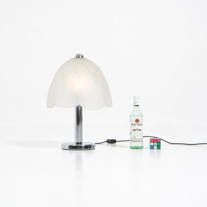 glass decorative table lamp from peill putzler 2