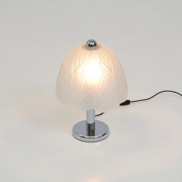 glass decorative table lamp from peill putzler 4