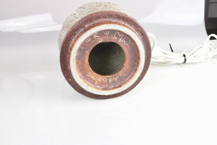 hand thrown ceramic lamp by marianne westman for roerstrand 3