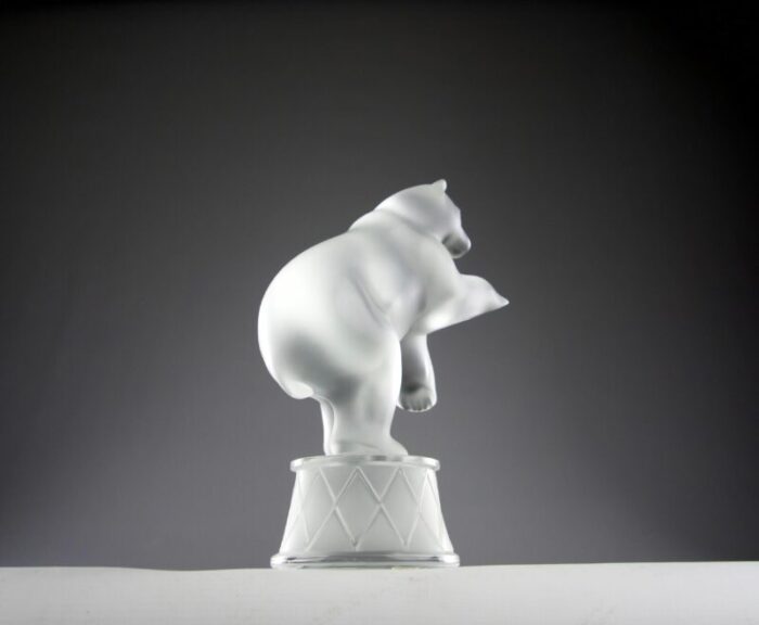 large crystal circus bear sculpture from lalique 2000s 5221