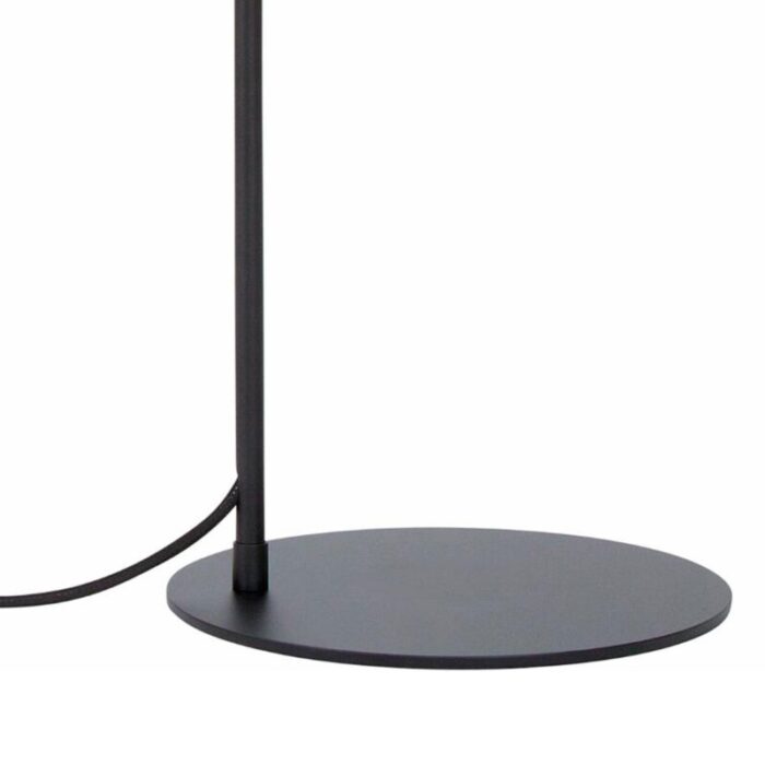 metal table lamp from konsthantverk 2