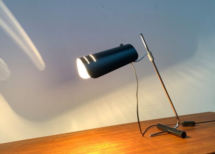 mid century italian minimalist table lamp 36