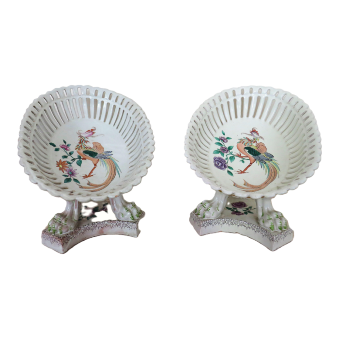 pair of early 20th century italian faience tazzas compotes woolworth family provenance 8570