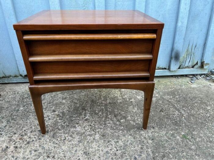 pair of mid century paul mc cobb style lane rhythm 2 drawer nightstands 8025