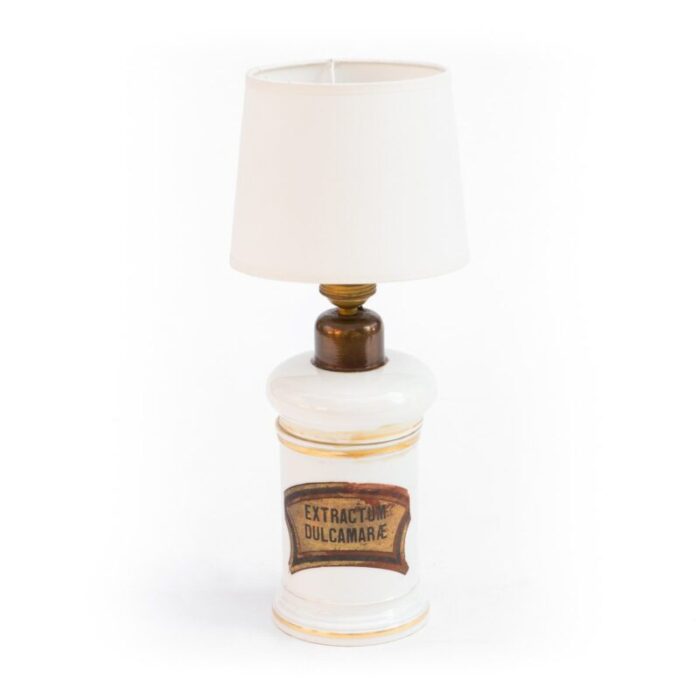 pharmaceutical vessel table lamp 1