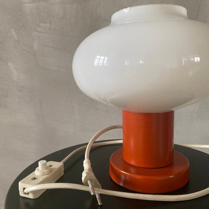 red table lamp 2