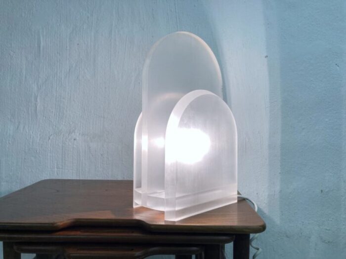 space age acrylic table lamp 1970s 5