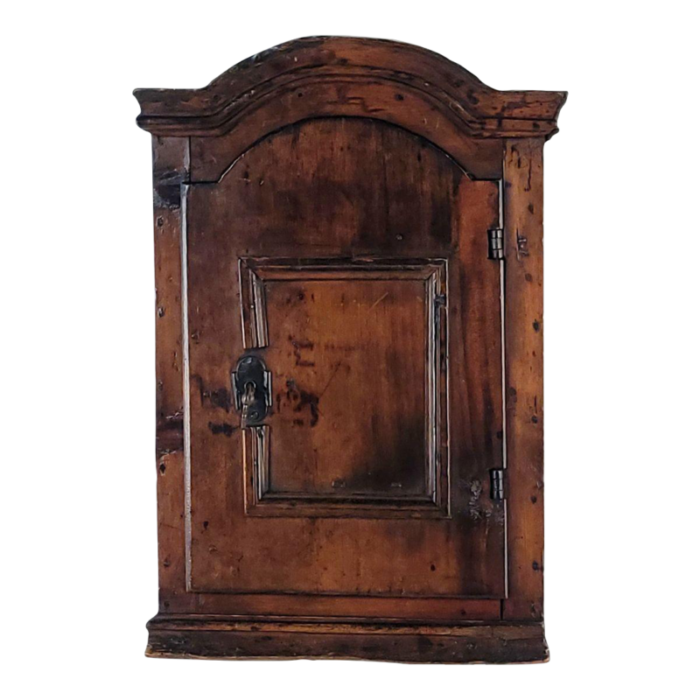 spice cabinet circa 1760 0037