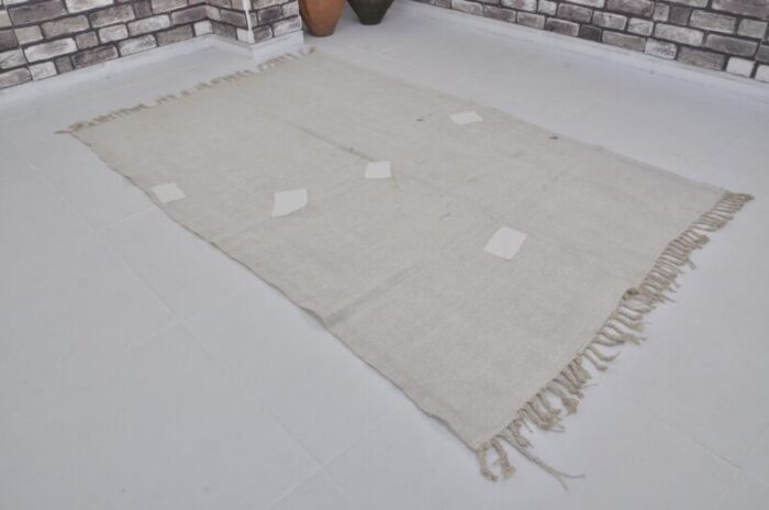 turkish white hemp kilim rug 1960 5932