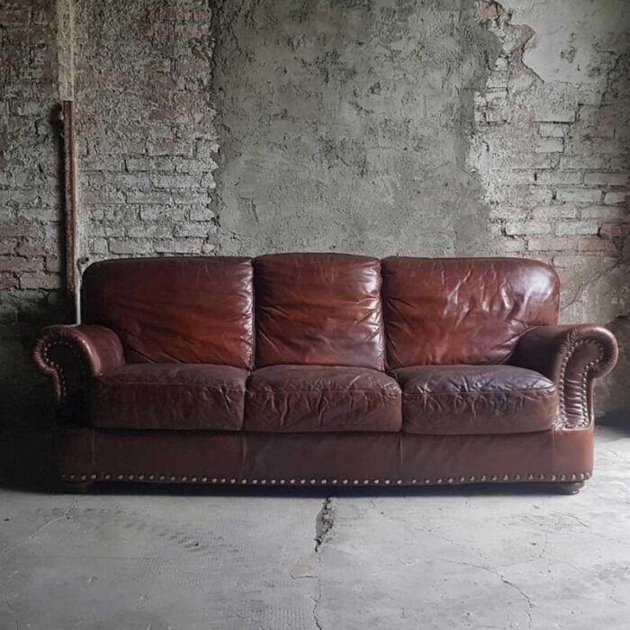 vintage chester club sofa 9199