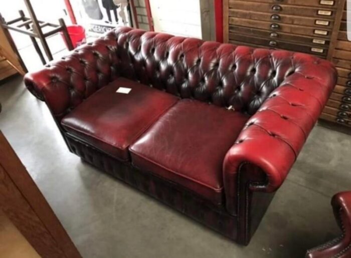 vintage chesterfield red sofa 5307