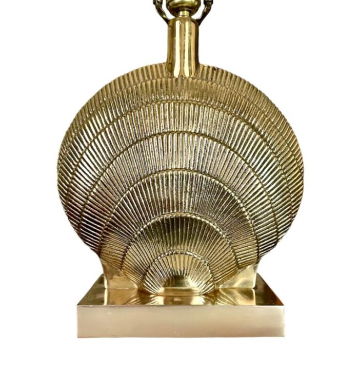 vintage palm beach regency coastal brass shell clamshell scallop table lamp in the manner of maison charles 8588