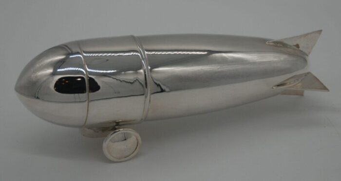 zeppelin shaker in silver plating 0317